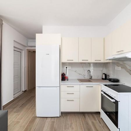 E.Berdufi Apartament Sea View Elounda Екстериор снимка