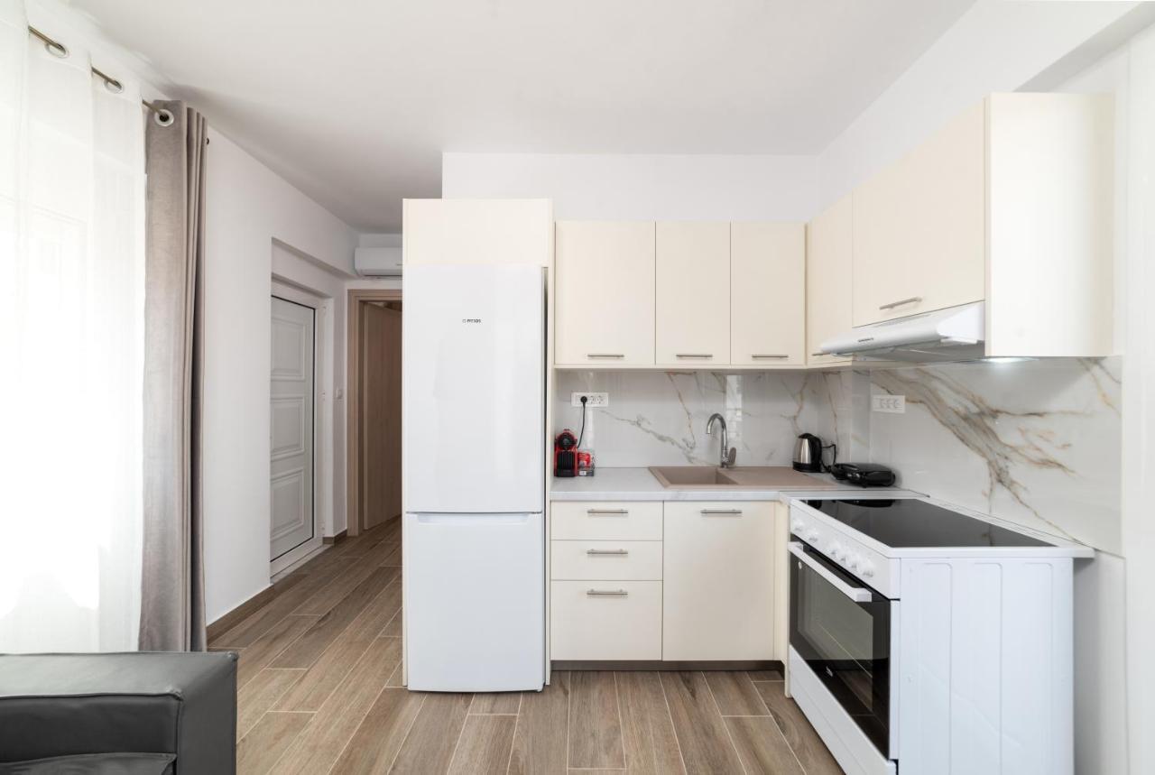 E.Berdufi Apartament Sea View Elounda Екстериор снимка